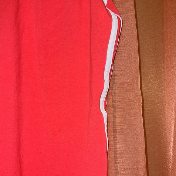 hot pink romper FASHION NOVA - Picture 2 of 2